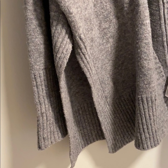 Banana Republic Merino Wool Cardigan Grey - Picture 4 of 10
